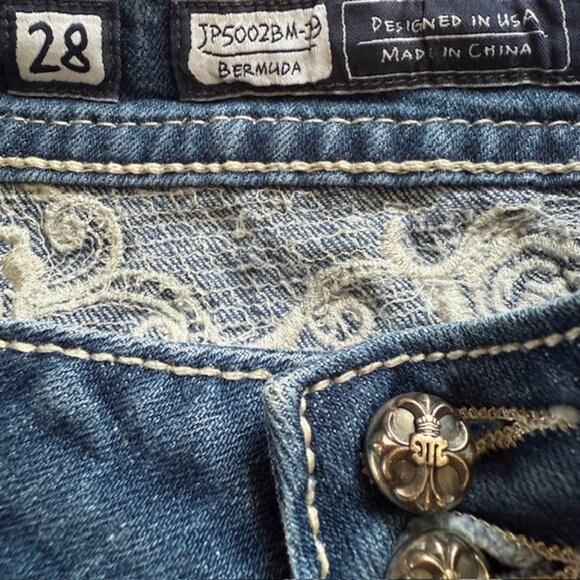 โจ MISS ME Low Rise Bermuda Jean Shorts ๐โ๏ธ Size 28 โจ - Picture 5 of 14